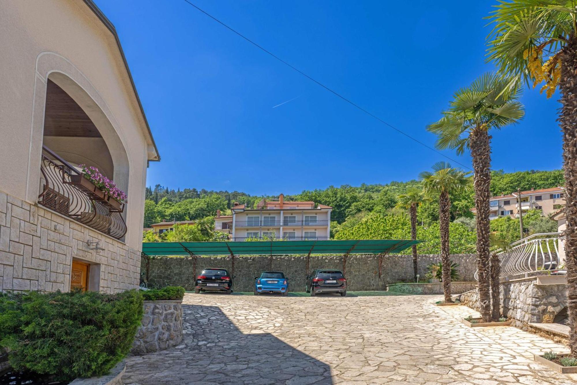 Villa Klaric ロヴラン エクステリア 写真